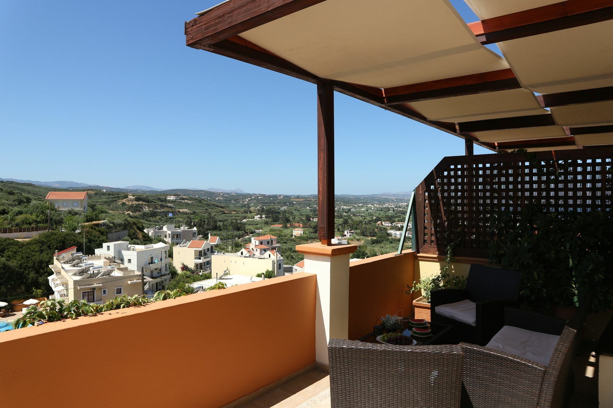 Orsalia Luxury Suites Platanias  Exterior photo